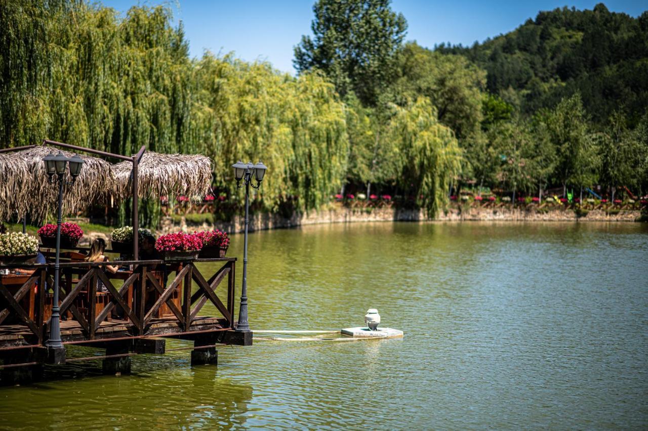 The Wind Mills Hydropark Hotel Gorna Malina Buitenkant foto