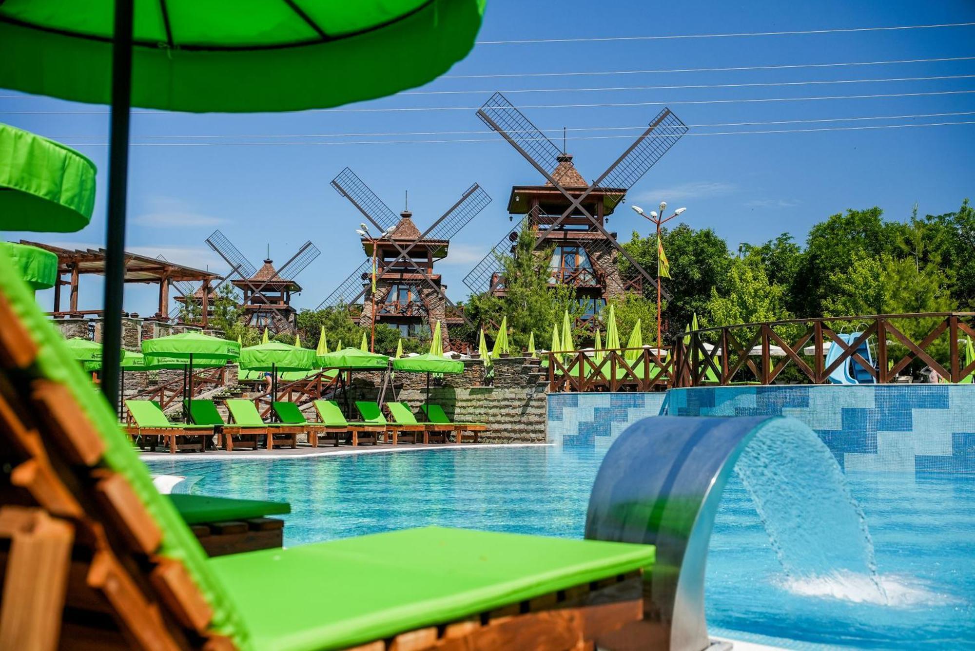 The Wind Mills Hydropark Hotel Gorna Malina Buitenkant foto