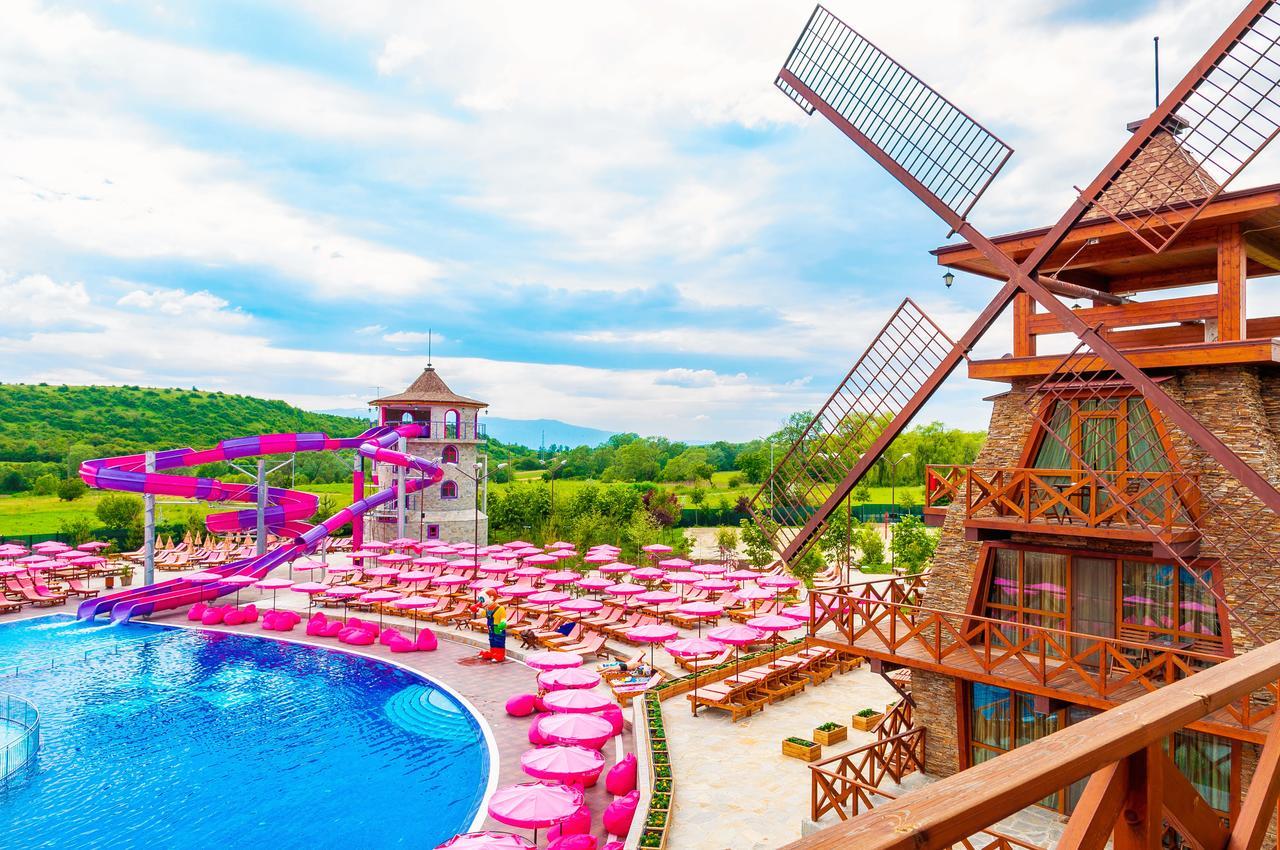 The Wind Mills Hydropark Hotel Gorna Malina Buitenkant foto