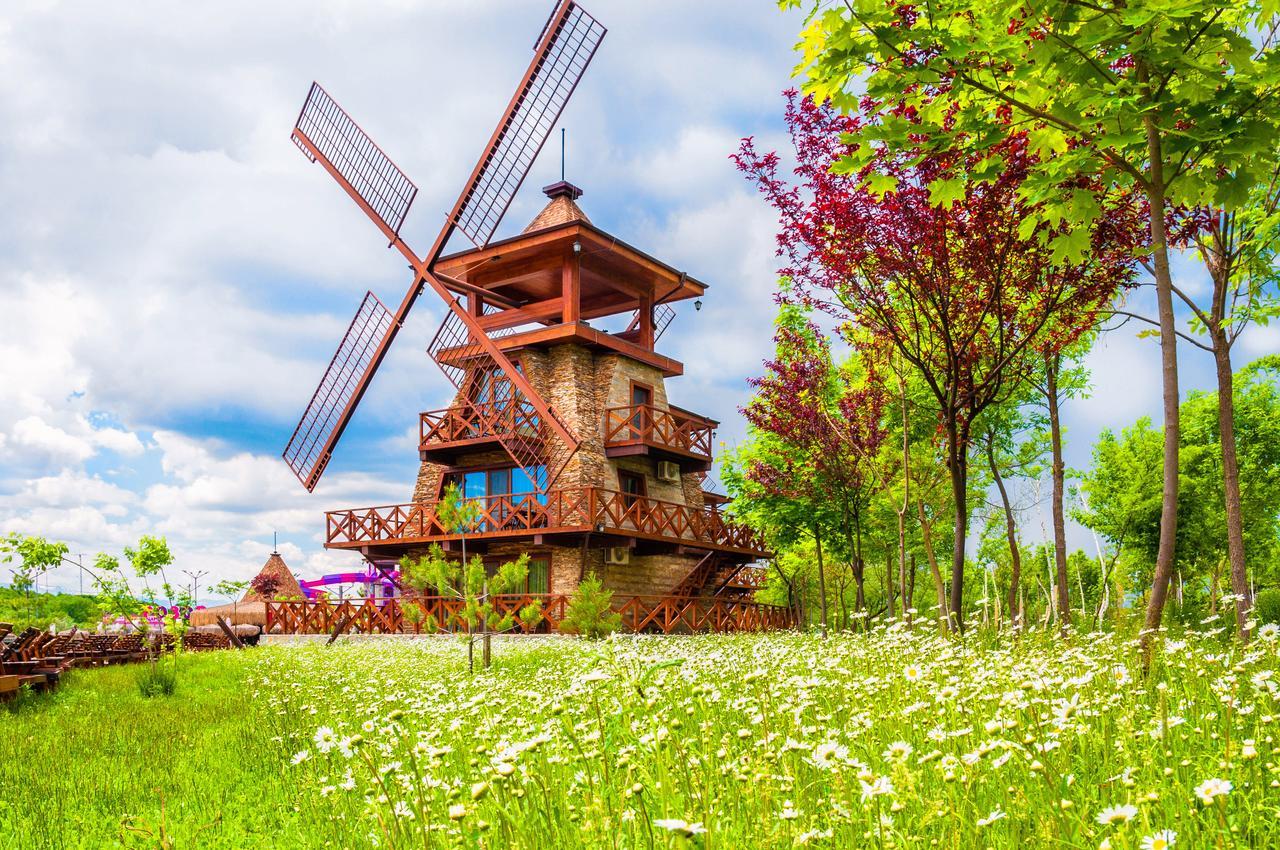 The Wind Mills Hydropark Hotel Gorna Malina Buitenkant foto