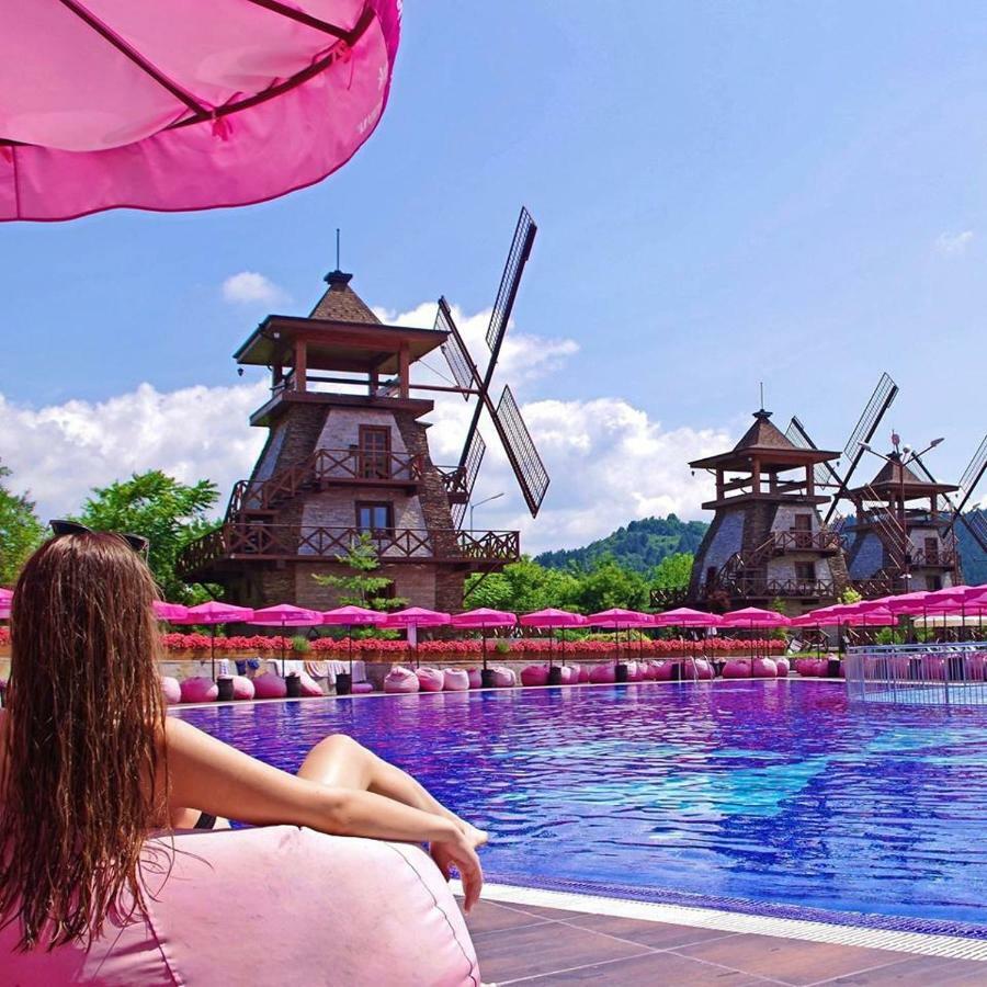 The Wind Mills Hydropark Hotel Gorna Malina Buitenkant foto