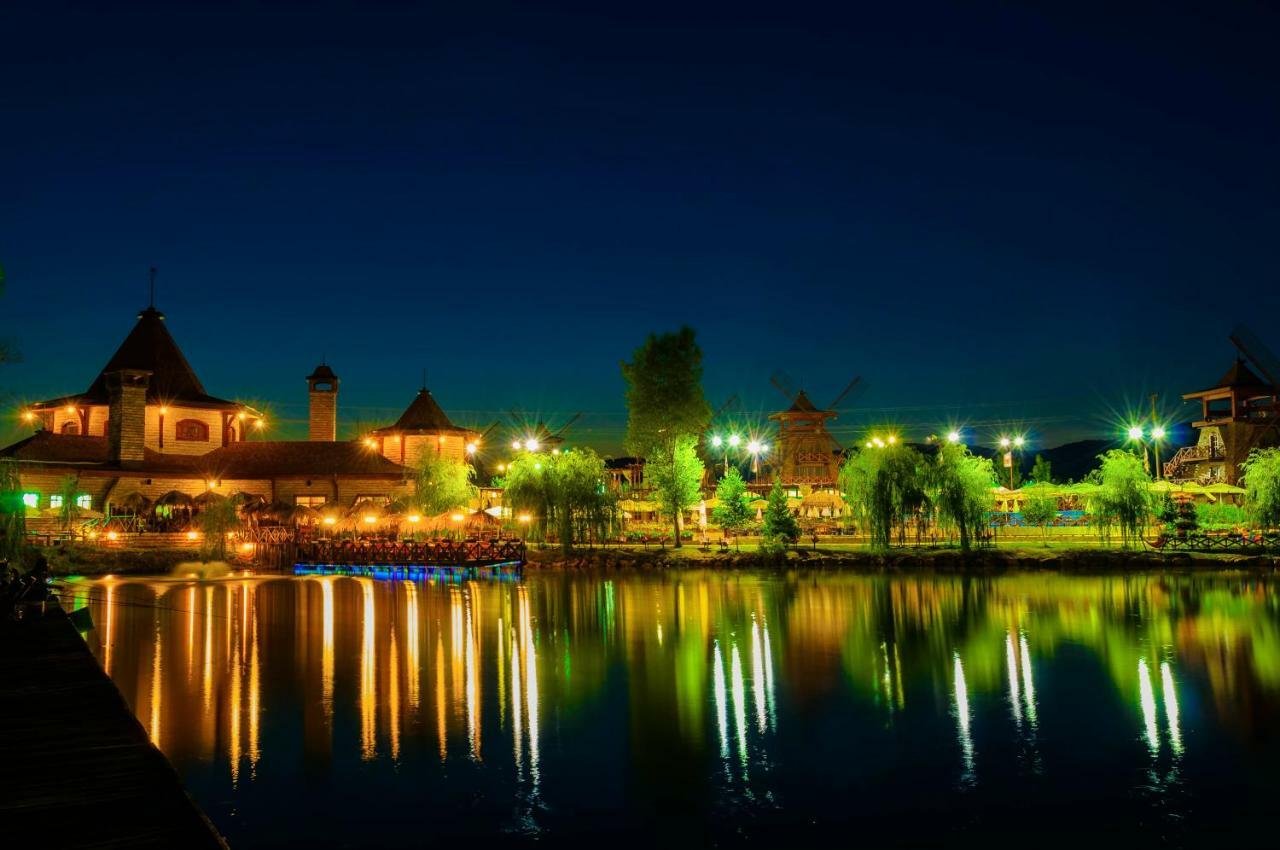 The Wind Mills Hydropark Hotel Gorna Malina Buitenkant foto