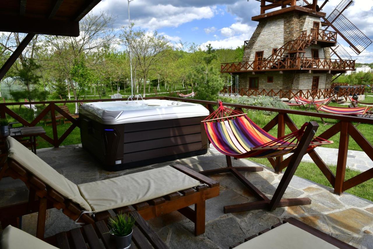 The Wind Mills Hydropark Hotel Gorna Malina Buitenkant foto